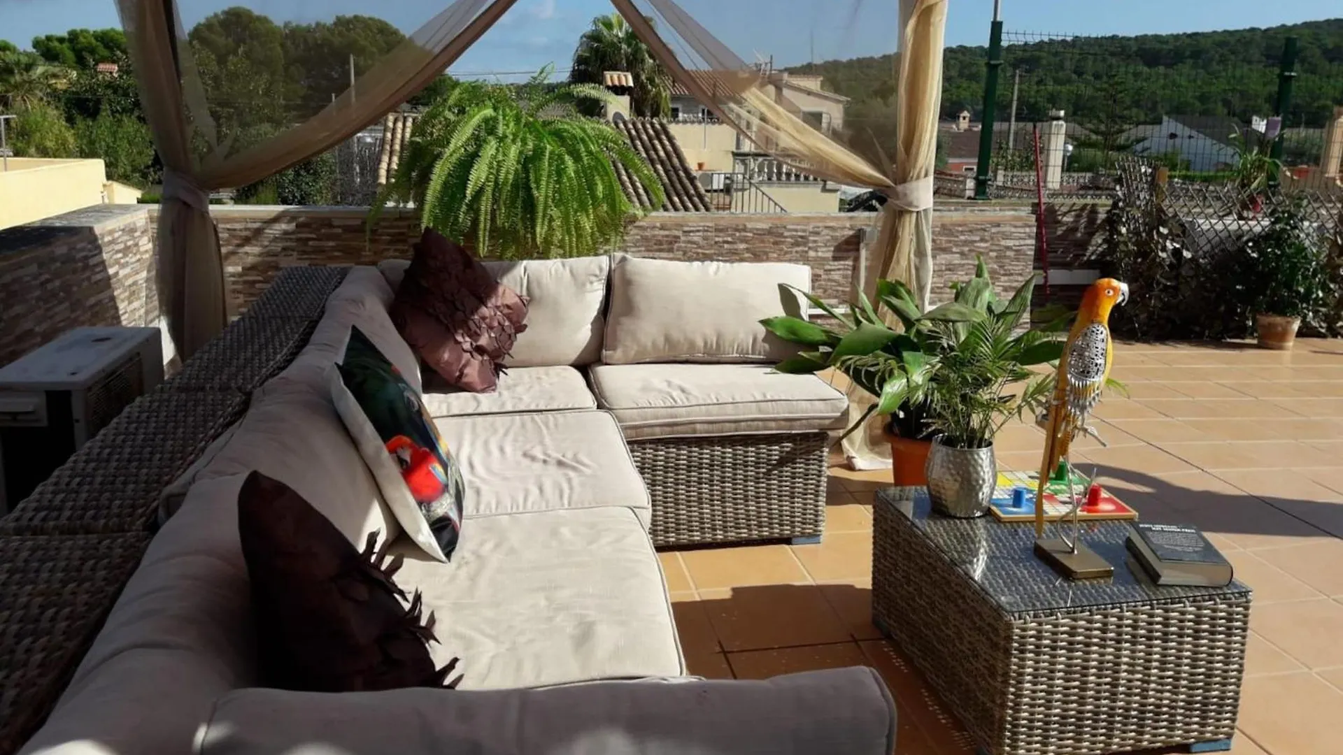Beautiful Villa With Garden El Toro  Dom wakacyjny